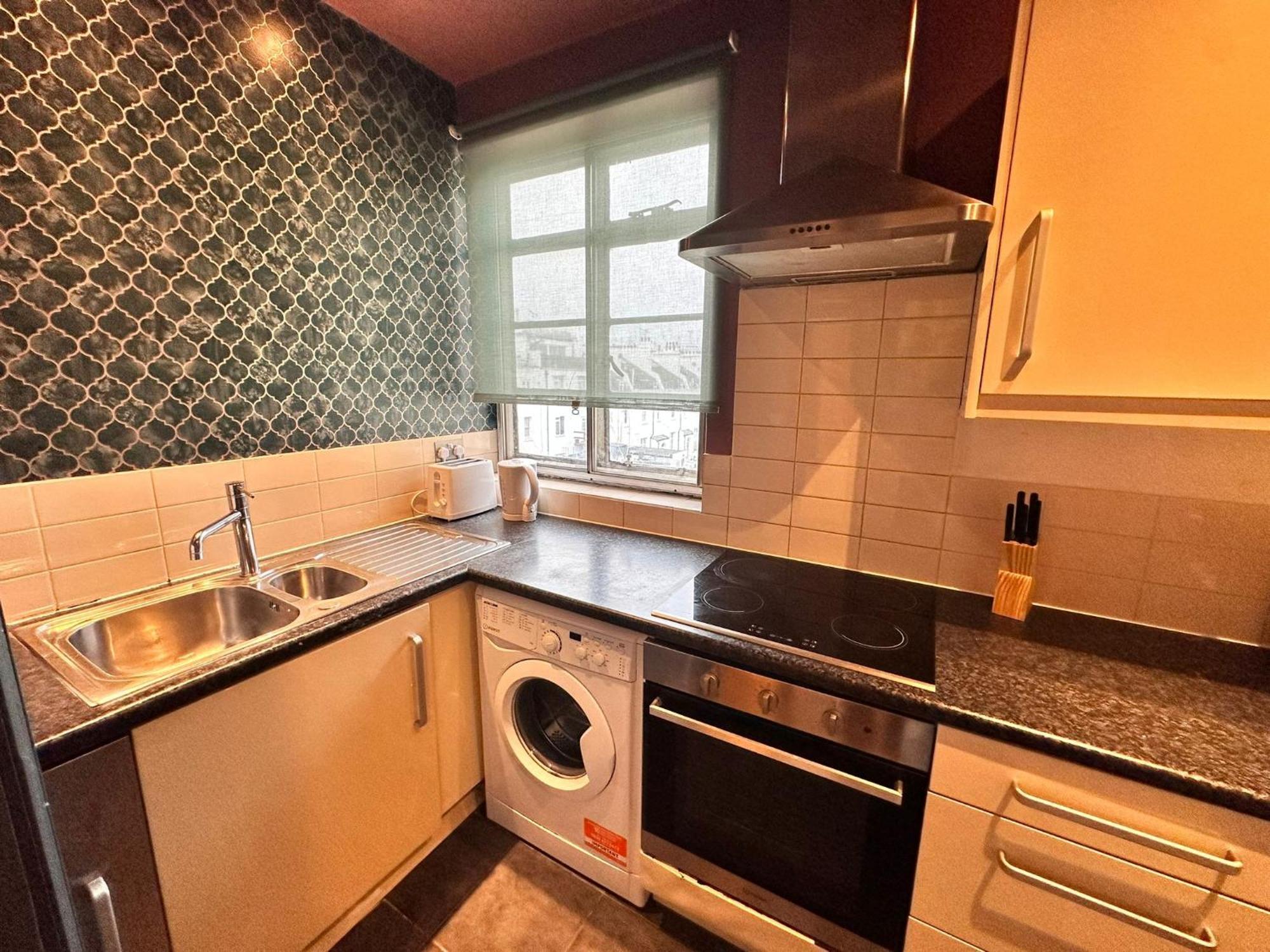 Paddington Station - 2-Bedrooms, 2-Baths And Living Room - Posh Apartment In Central Londra Esterno foto